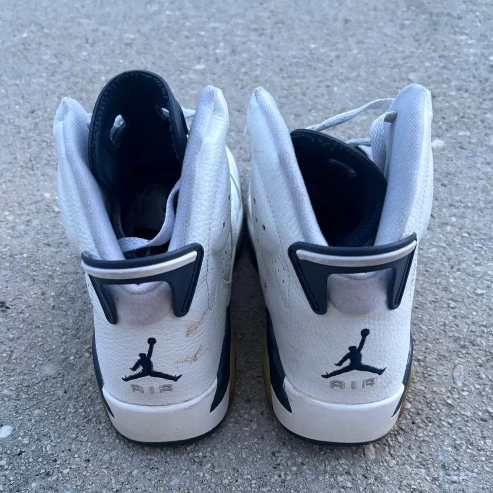 Air Jordan 6 Retro Midnight Navy White Navy Blue CT8529-141 Mens Size 10